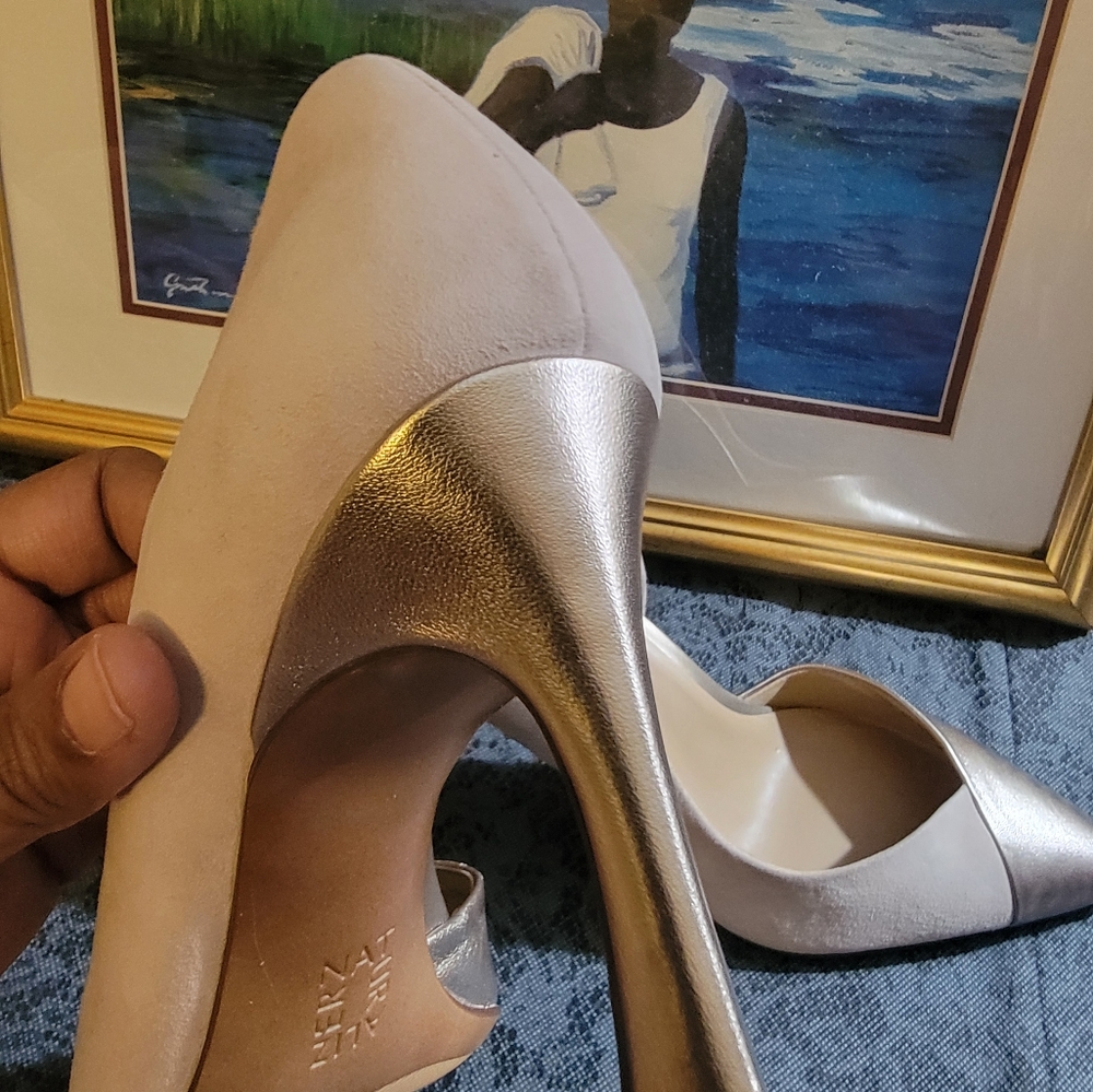 Womens Naturalizer pumps